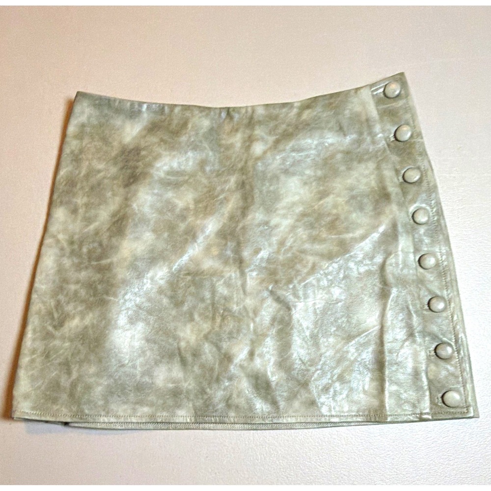 PrettyLittleThing Women's Silver Faux Leather Mini Skirt, Button Closure Size 8